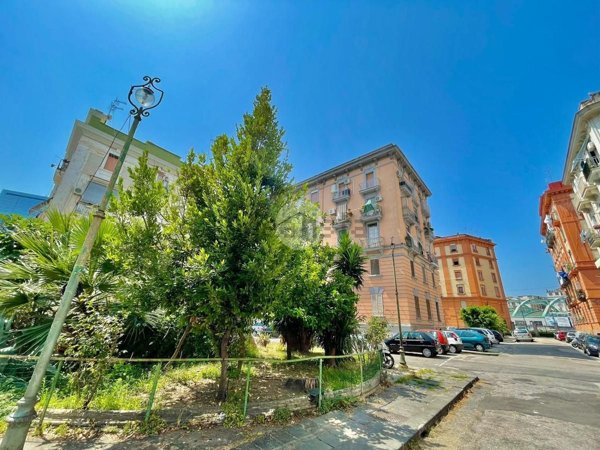 appartamento in vendita a Napoli in zona Poggioreale