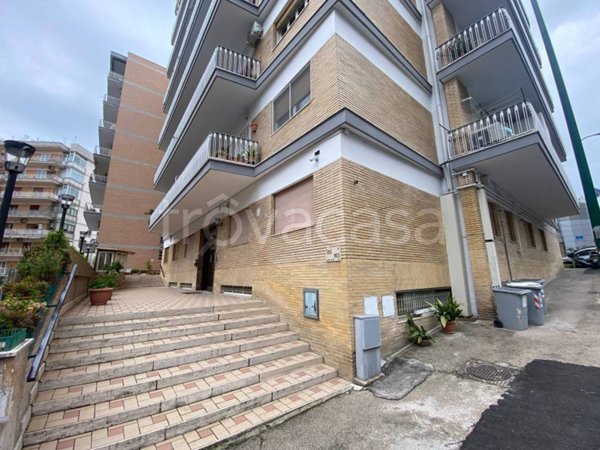 appartamento in vendita a Napoli in zona Fuorigrotta