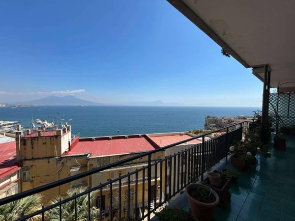 appartamento in vendita a Napoli in zona Posillipo