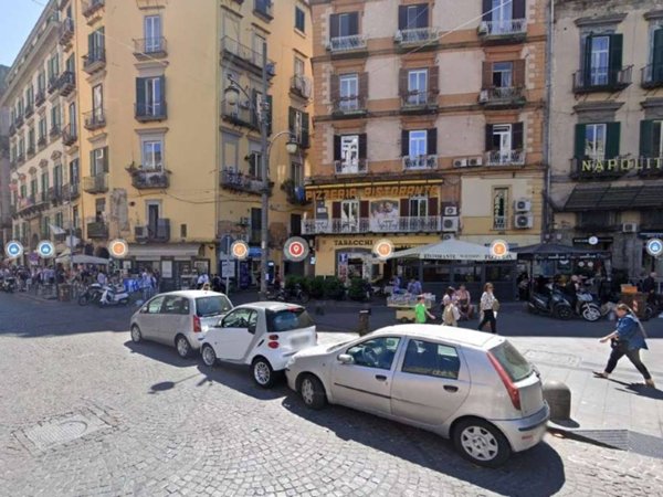 appartamento in vendita a Napoli in zona Montecalvario
