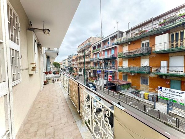 appartamento in vendita a Napoli in zona Pianura