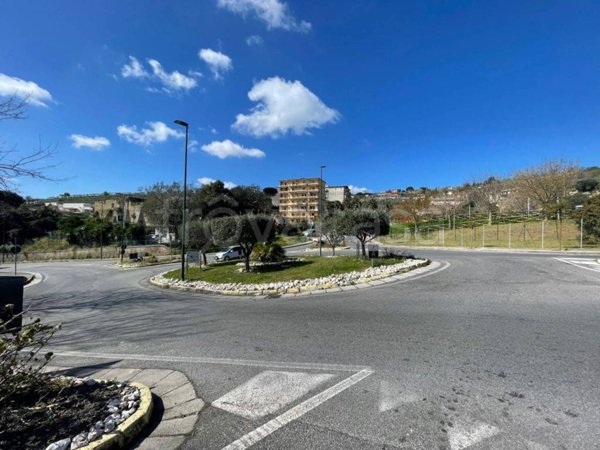 appartamento in vendita a Napoli in zona Pianura