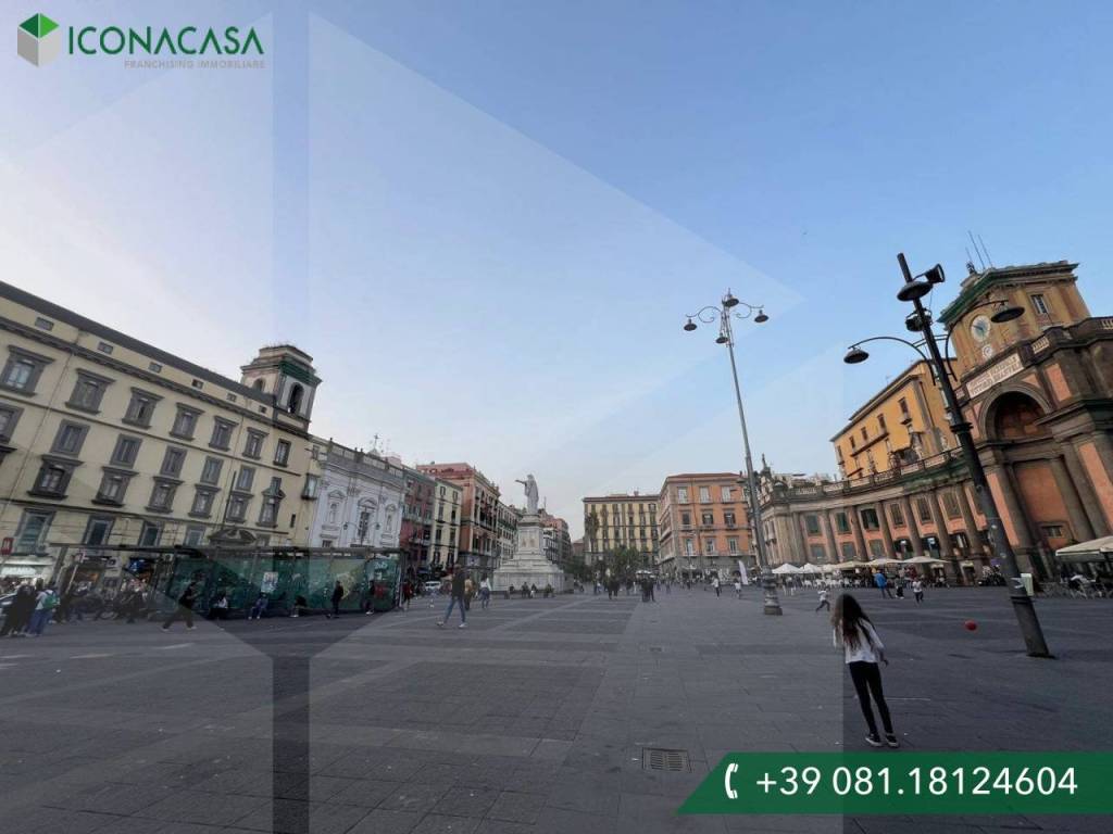 appartamento in vendita a Napoli in zona Mercato