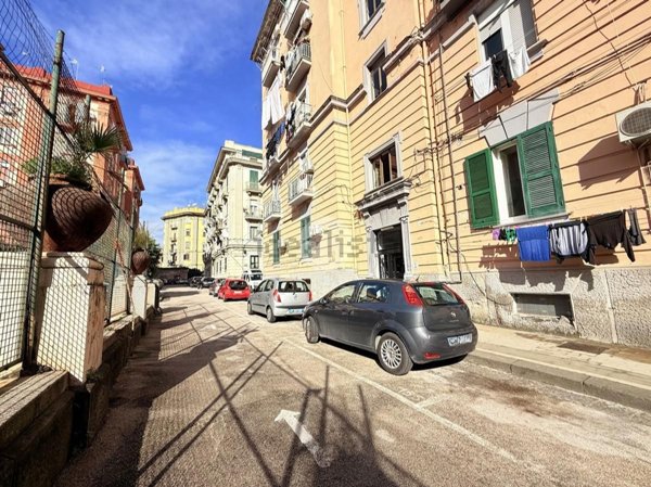 appartamento in vendita a Napoli in zona Poggioreale
