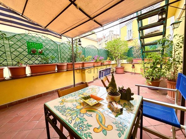 appartamento in vendita a Napoli