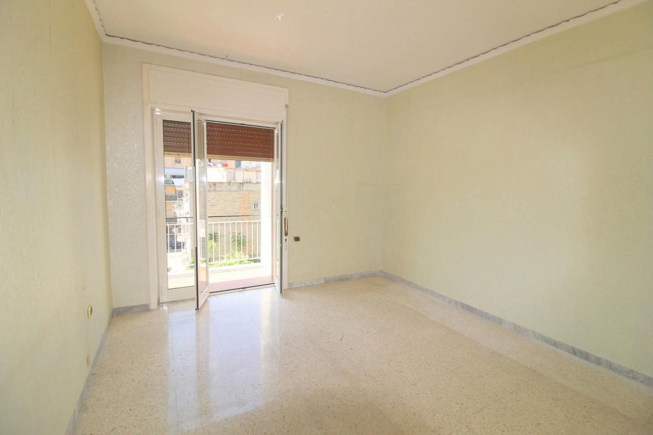 appartamento in vendita a Napoli in zona Piscinola