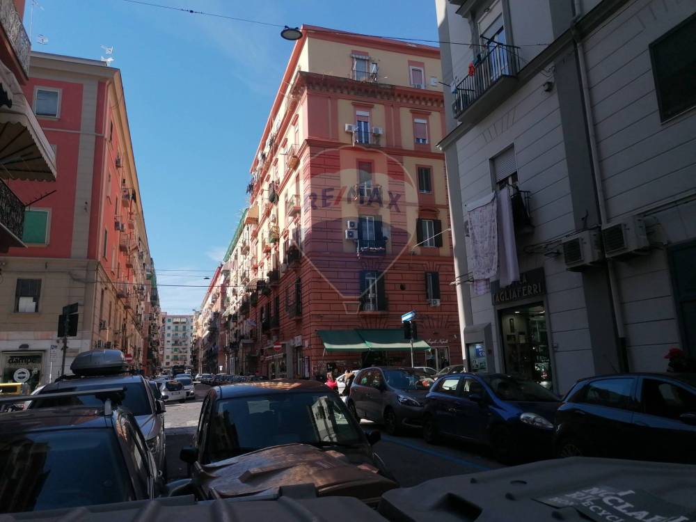 appartamento in vendita a Napoli