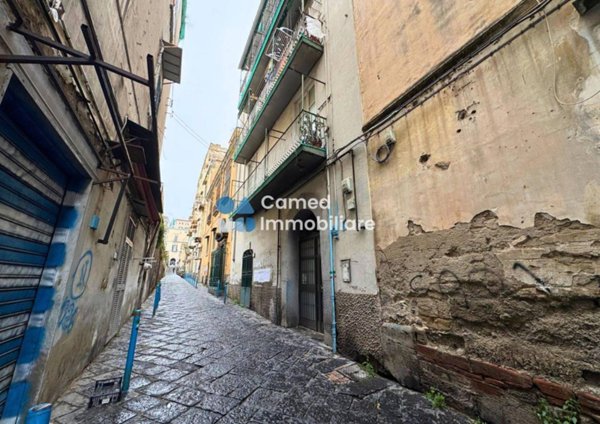appartamento in vendita a Napoli in zona Stella