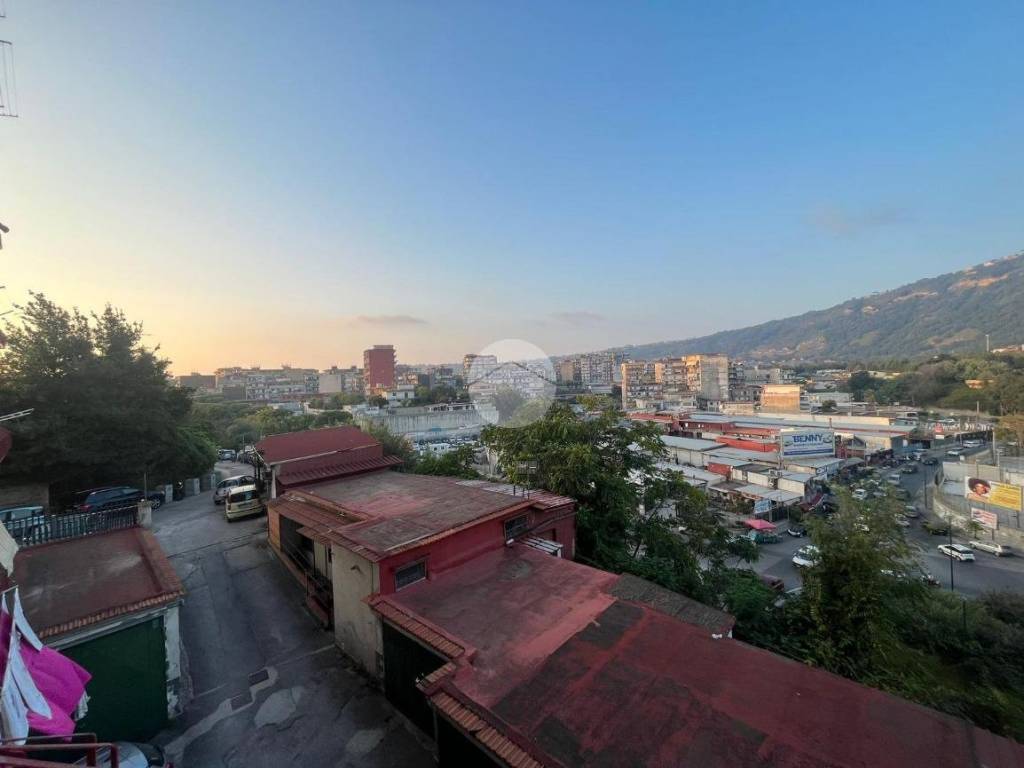 appartamento in vendita a Napoli in zona Pianura
