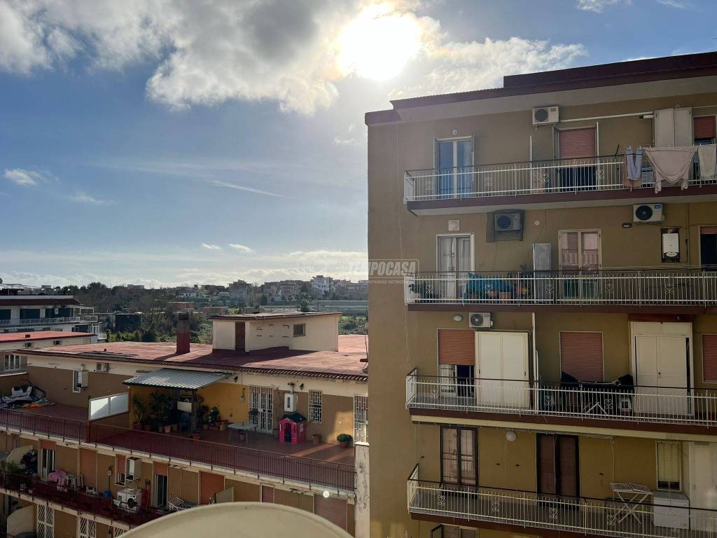 appartamento in vendita a Napoli in zona Pianura