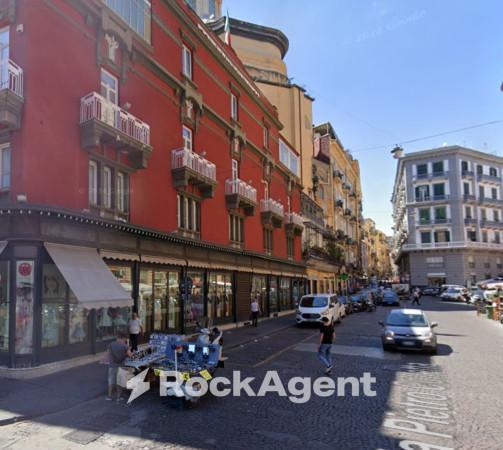 appartamento in vendita a Napoli in zona Pendino / San Giuseppe