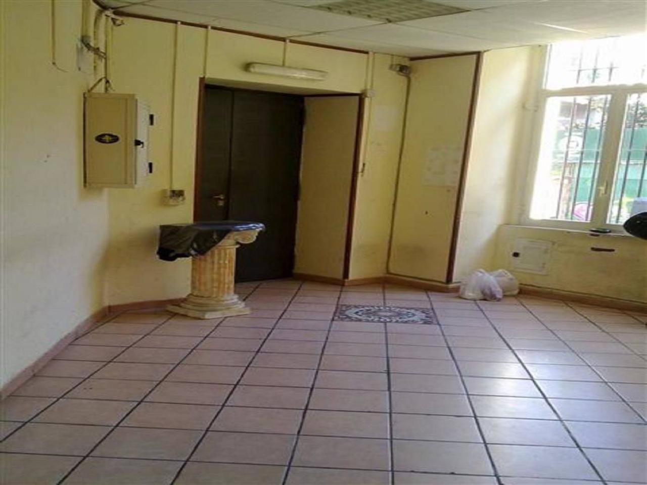 appartamento in vendita a Napoli in zona Capodichino