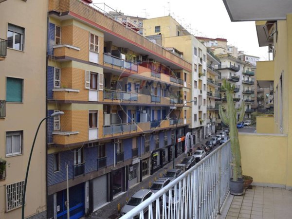 appartamento in vendita a Napoli in zona Arenella