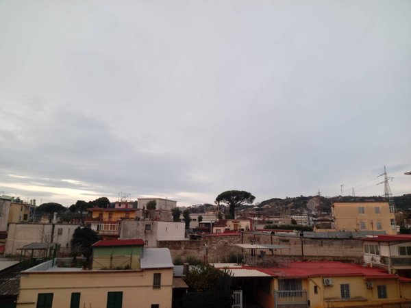 appartamento in vendita a Napoli in zona Bagnoli