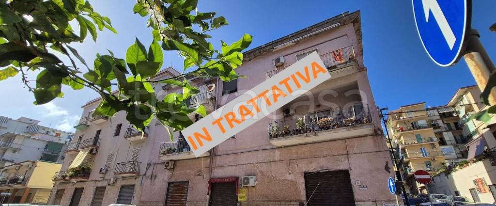appartamento in vendita a Napoli in zona Bagnoli