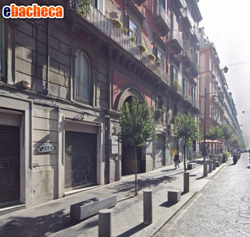 appartamento in vendita a Napoli in zona Pendino / San Giuseppe