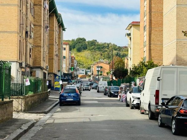 appartamento in vendita a Napoli in zona Soccavo