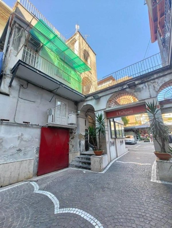 appartamento in vendita a Napoli in zona Secondigliano