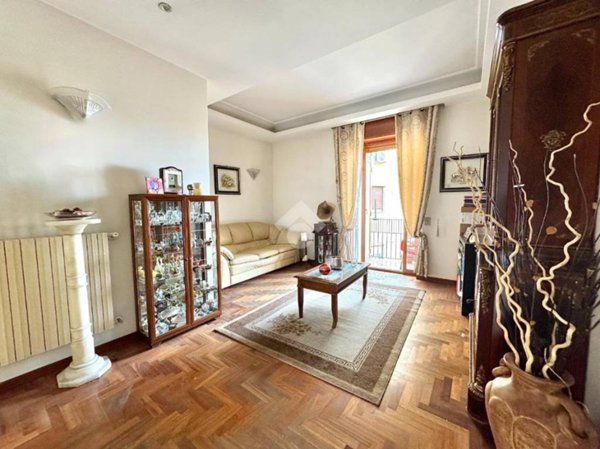 appartamento in vendita a Napoli in zona Pendino / San Giuseppe