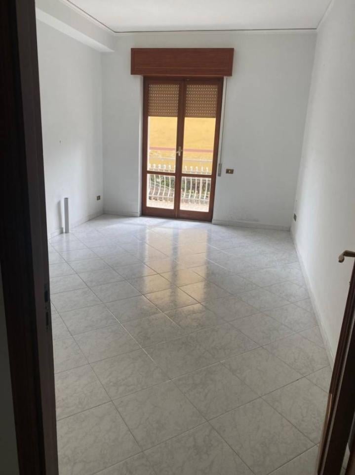 appartamento in vendita a Napoli in zona Pianura