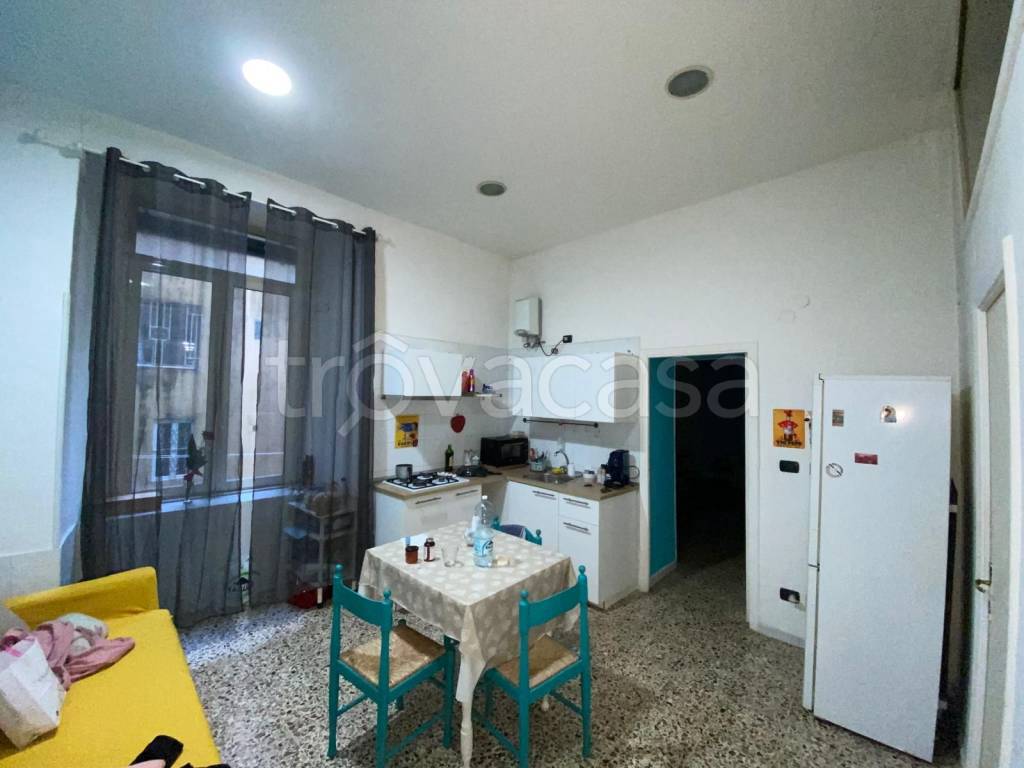 appartamento in vendita a Napoli in zona San Lorenzo