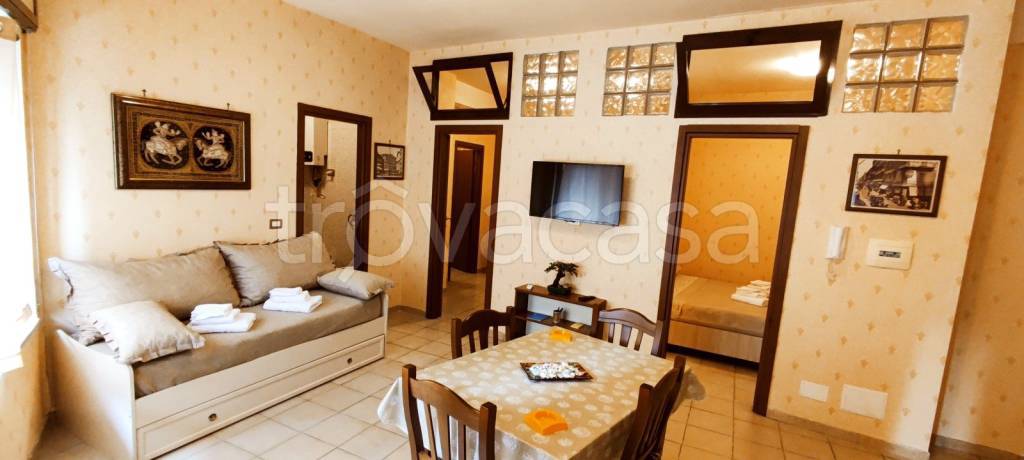 appartamento in vendita a Napoli in zona Pendino / San Giuseppe