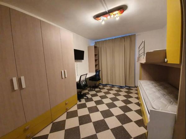 appartamento in vendita a Napoli in zona Pianura