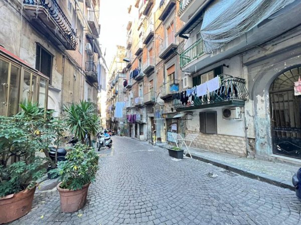 appartamento in vendita a Napoli