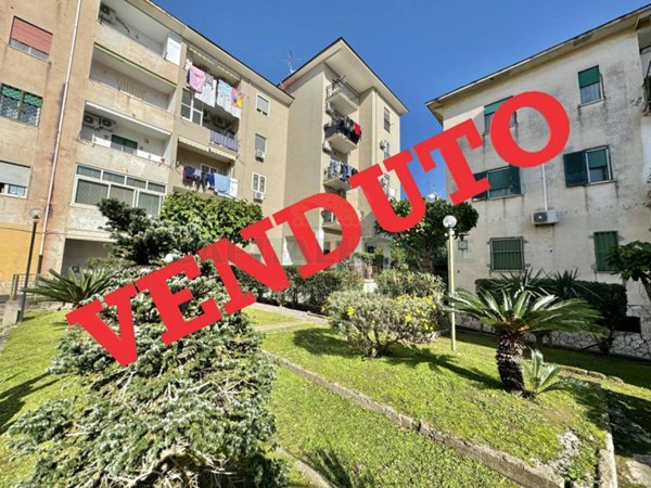 appartamento in vendita a Napoli in zona Bagnoli