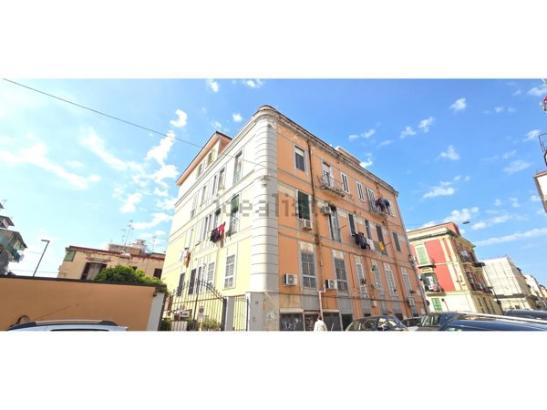 appartamento in vendita a Napoli in zona Pendino / San Giuseppe