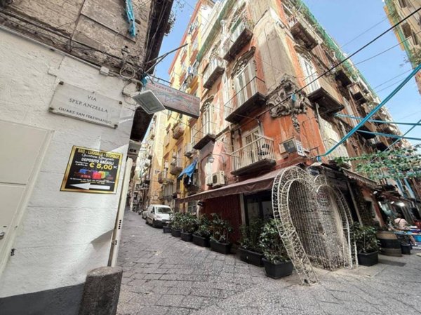 monolocale in vendita a Napoli in zona Montecalvario