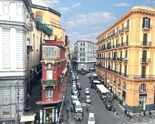 appartamento in vendita a Napoli
