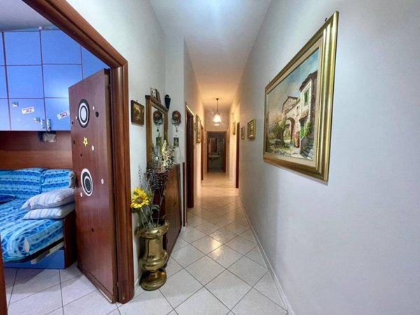 appartamento in vendita a Napoli in zona Barra