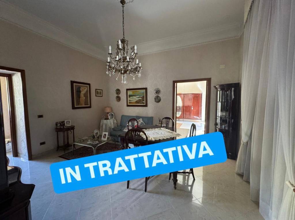 appartamento in vendita a Napoli in zona Pendino / San Giuseppe