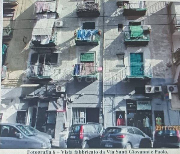 appartamento in vendita a Napoli in zona Pendino / San Giuseppe