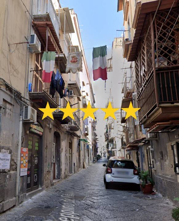 appartamento in vendita a Napoli in zona Avvocata