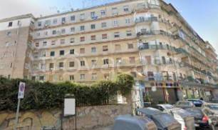 appartamento in vendita a Napoli in zona Bagnoli