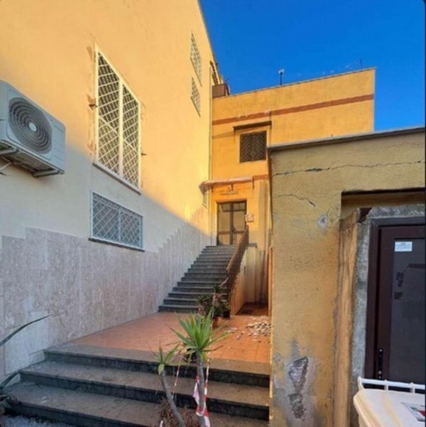 appartamento in vendita a Napoli in zona San Giovanni a Teduccio