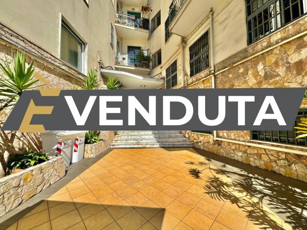 appartamento in vendita a Napoli in zona Vomero