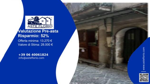 locale di sgombero in vendita a Napoli