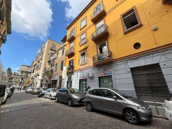 appartamento in vendita a Napoli in zona Stella