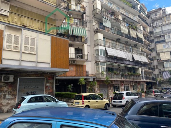 appartamento in vendita a Napoli in zona Poggioreale