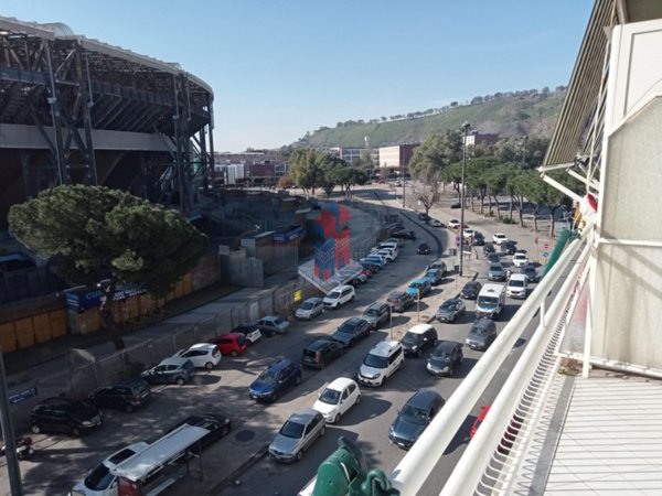 appartamento in vendita a Napoli in zona Fuorigrotta