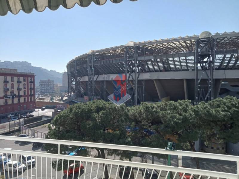 appartamento in vendita a Napoli in zona Fuorigrotta
