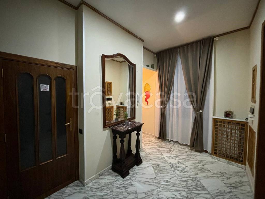 appartamento in vendita a Napoli in zona San Ferdinando