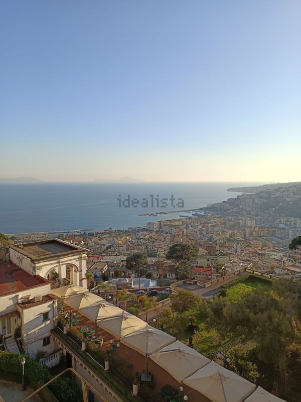 appartamento in vendita a Napoli in zona Vomero
