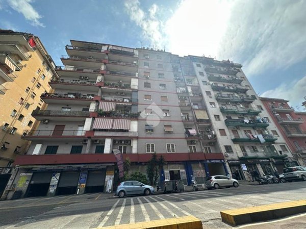 appartamento in vendita a Napoli in zona Fuorigrotta