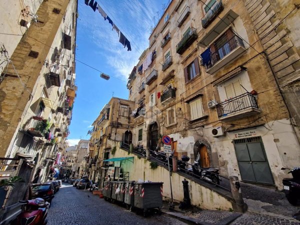 appartamento in vendita a Napoli