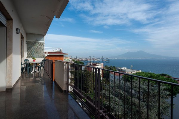 appartamento in vendita a Napoli in zona Posillipo