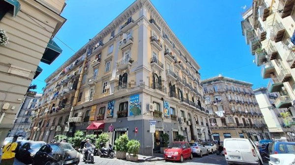 appartamento in vendita a Napoli in zona San Lorenzo